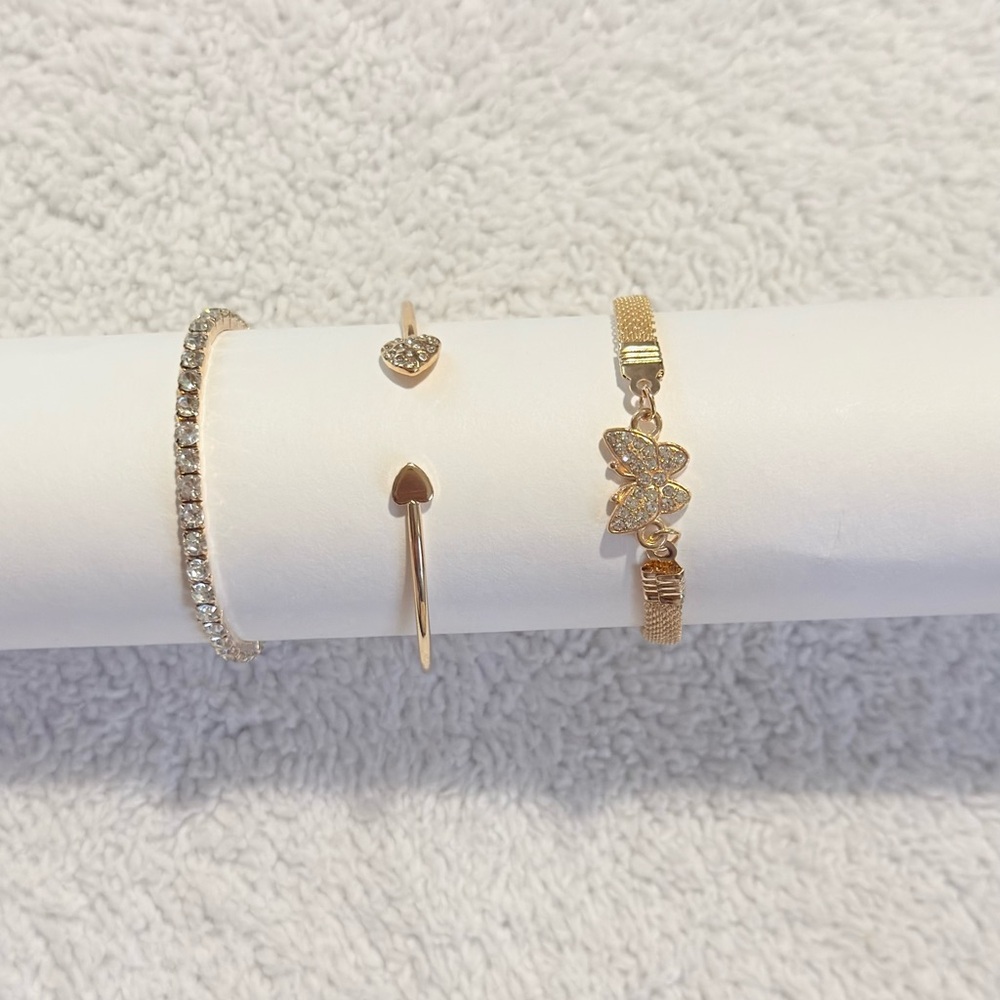 Set of 3 Gold Bracelets Women's Butterfly Crystal Style Tennis Heart Adjustable - Picture 7 of 9